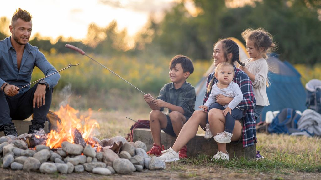 10 Hacks That Make Camping With Kids Easier