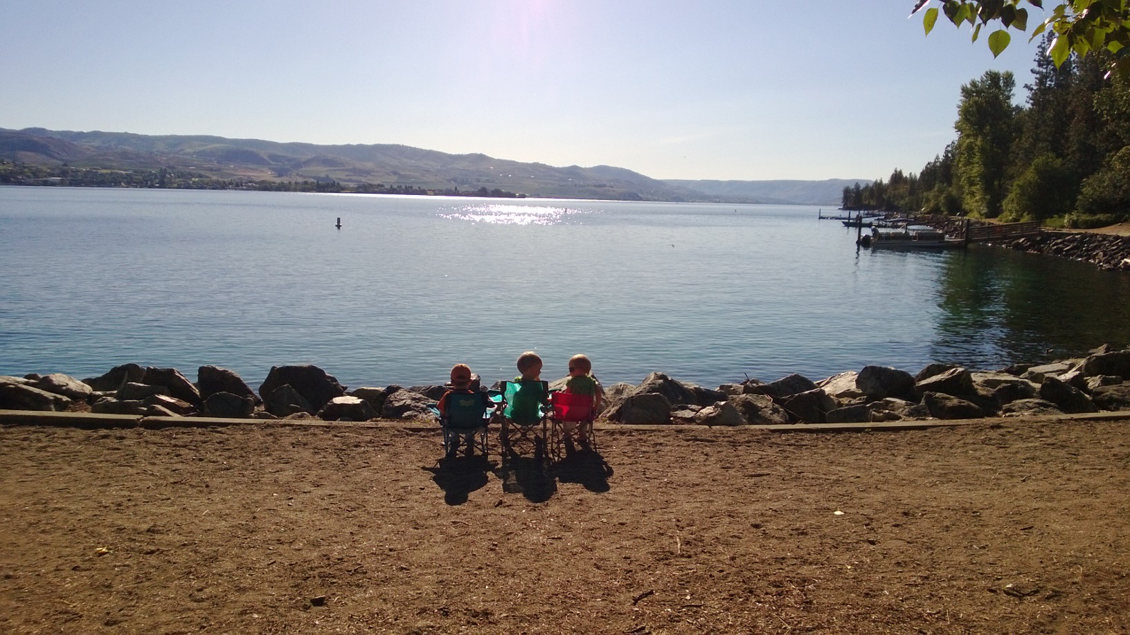 Lakefront campsite at Lake Chelan State Park