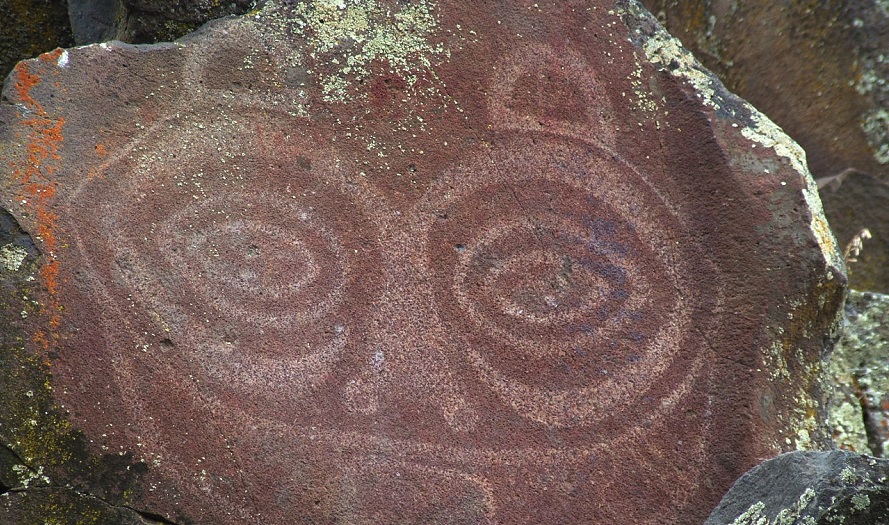 Columbia Hills State Park she who watches pictograph