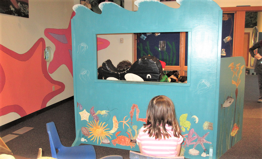 discovery-park-visitor-center-puppet-theater-fun-with-kids-seattle