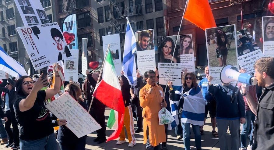 Demonstration on Sunday, Oct 6th at procession from Occidental Park to Seahawks stadium to bring the public attention to the hostages held captive in Gaza over one year since Oct 7