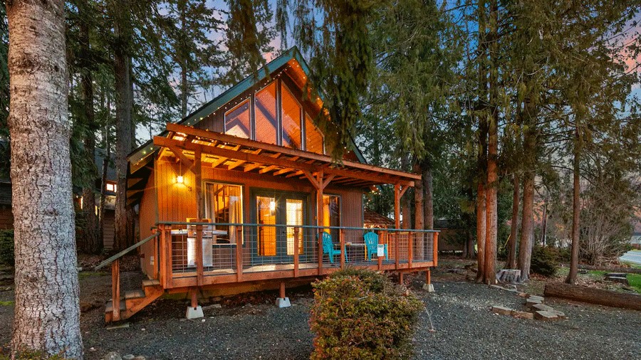 Robin Hood Village Resort cottage #3, one of the best cabin getaways for Seattle kids and families
