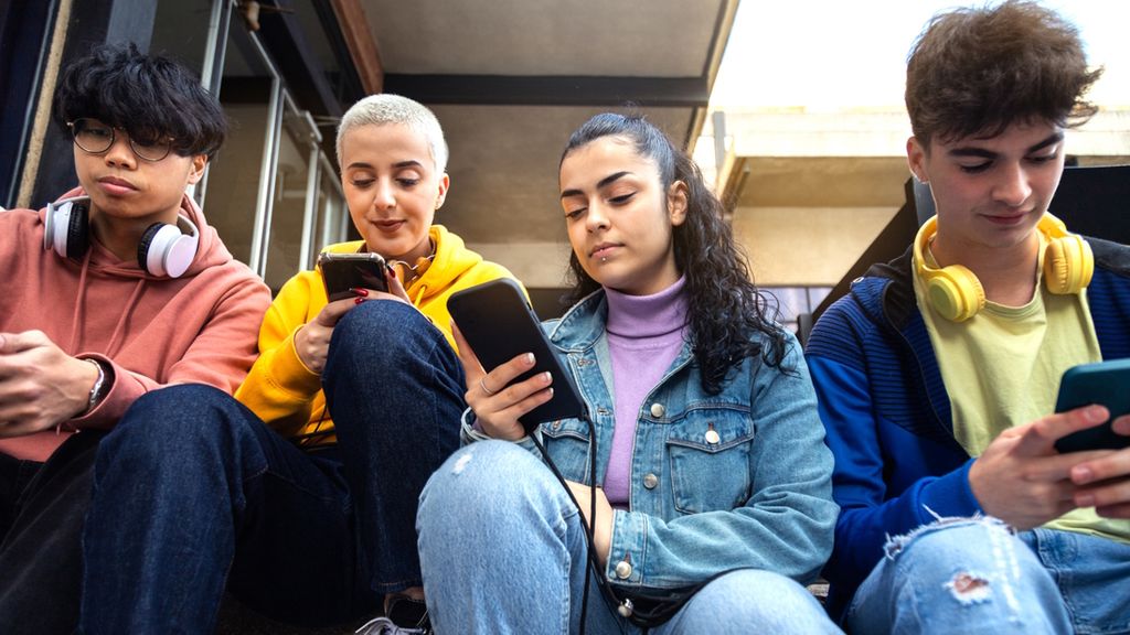 Big Changes to Instagram: Teen Accounts Are Here