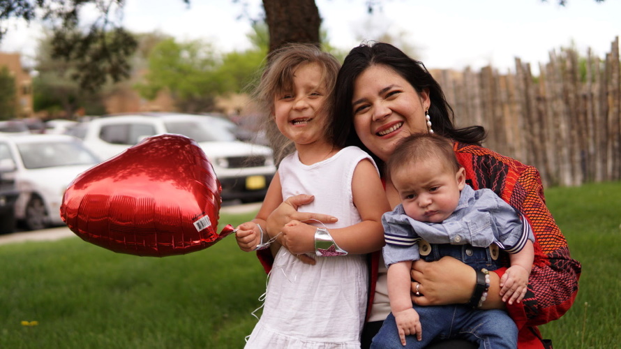 Cecilia-Romero-with-her-two-kids