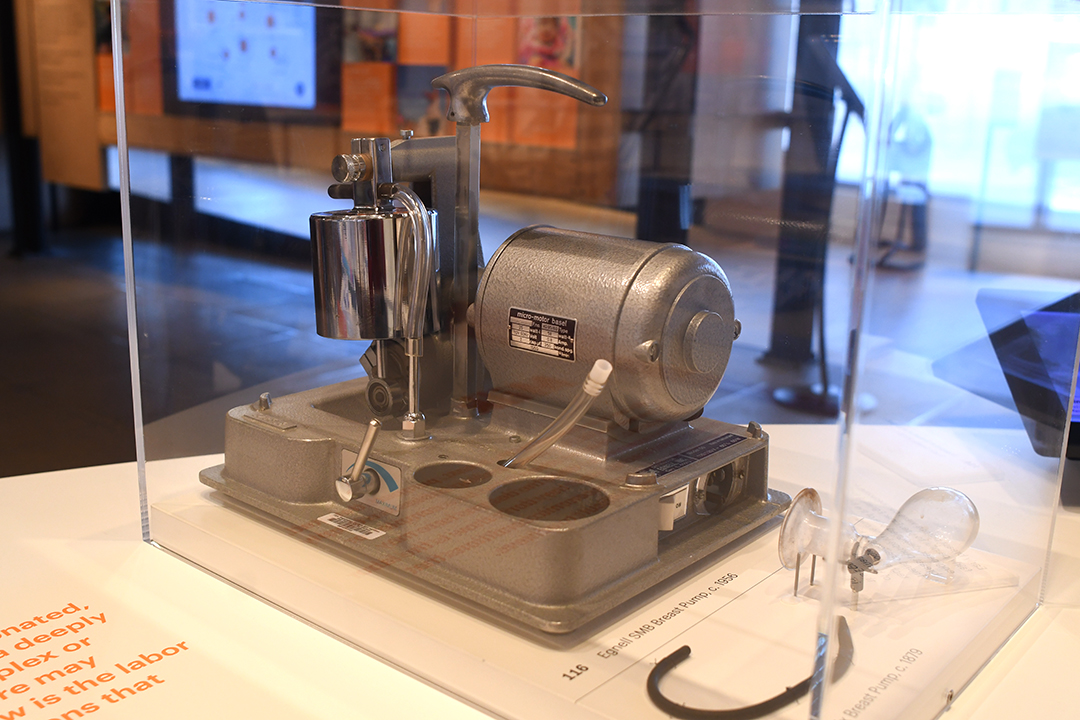 Designing Motherhood Egnell SMB Breast Pump, c. 1956