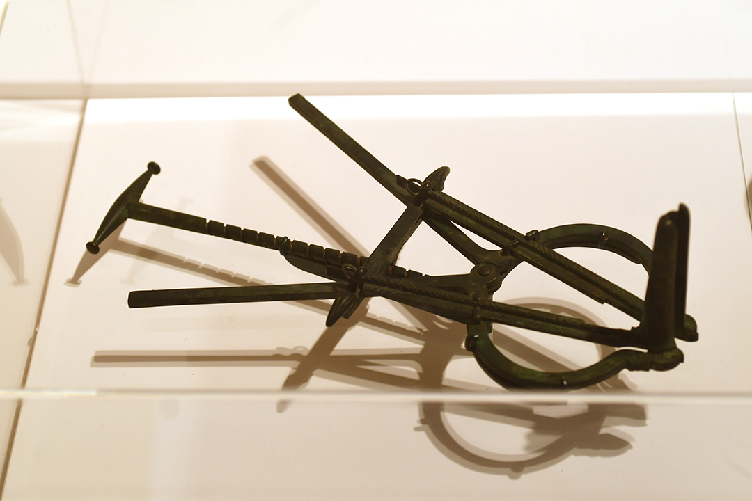 Designing Motherhood Replica of speculum from Pompeii, AD 79, from Mutter Museum