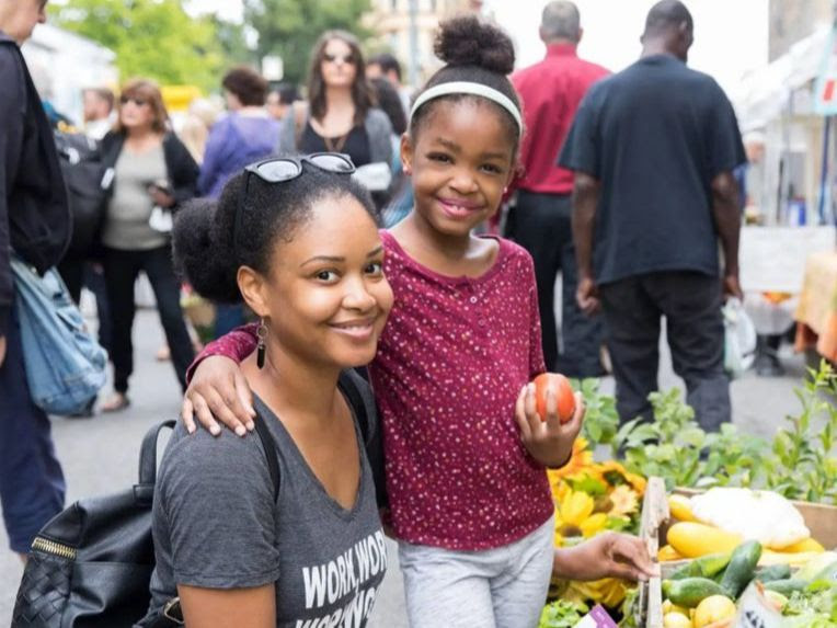 Apple-a-Day at Tacoma’s Broadway Farmers Market