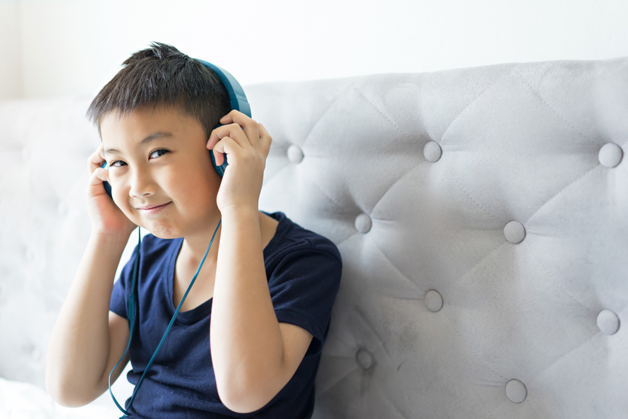 20 Best Podcasts for Families