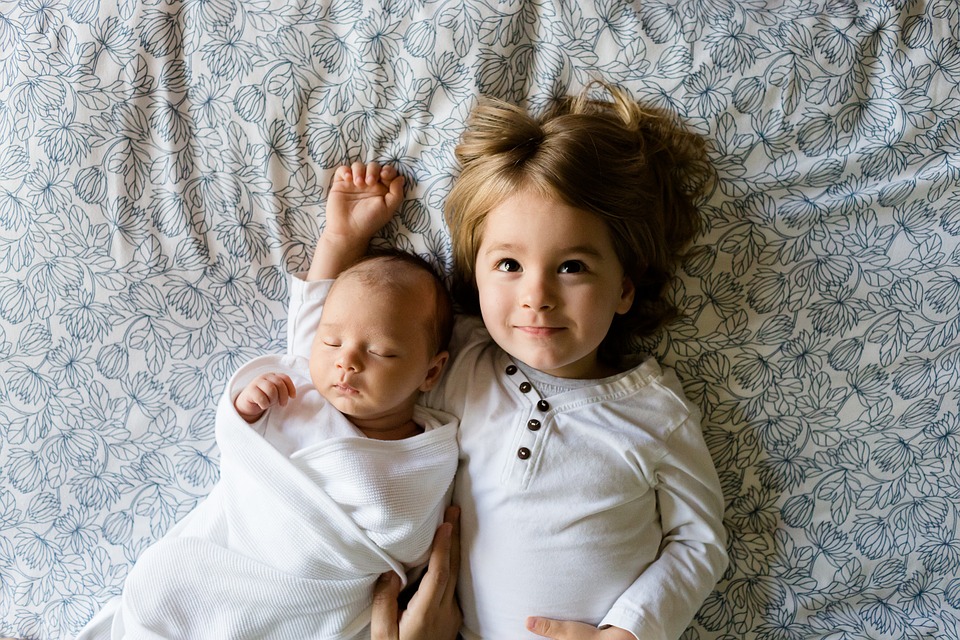 My Kids Are 5 Years Apart and It’s Kind of the Worst