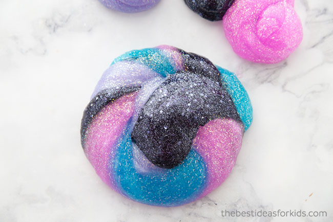 10 Out-of-This-World Stargazing Crafts for Kids