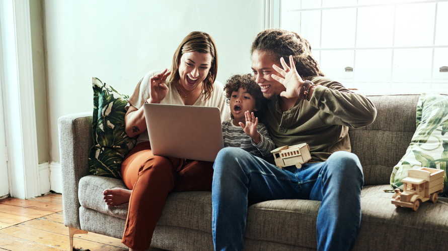 Virtual Thanksgiving: 8 Ways to Connect This Season