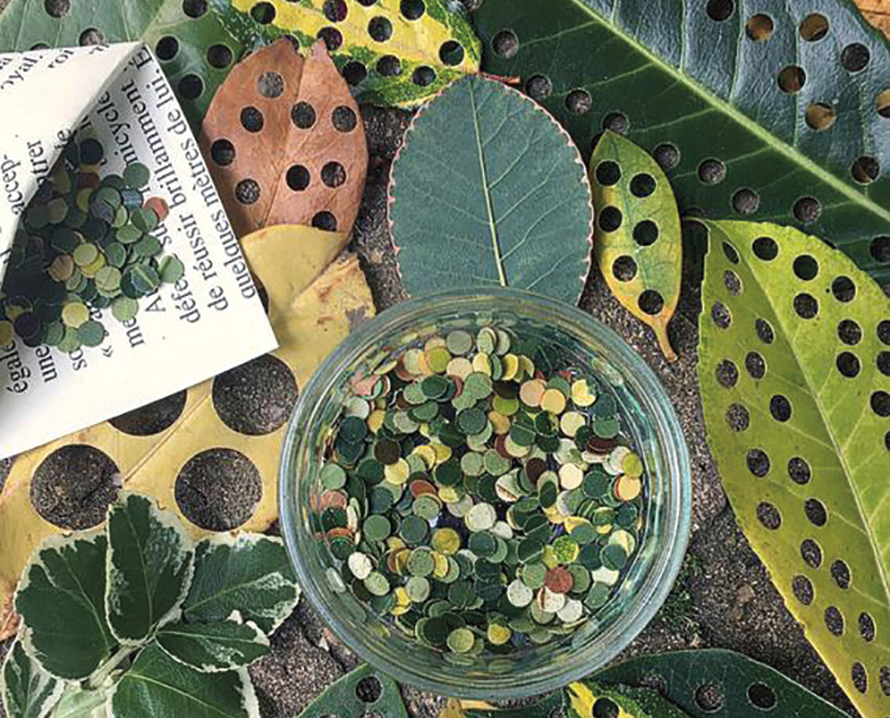 leaf confetti