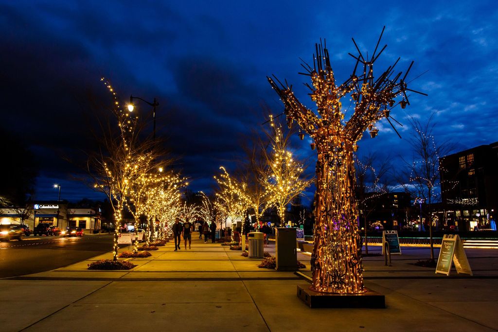 Redmond Lights Kick-Off