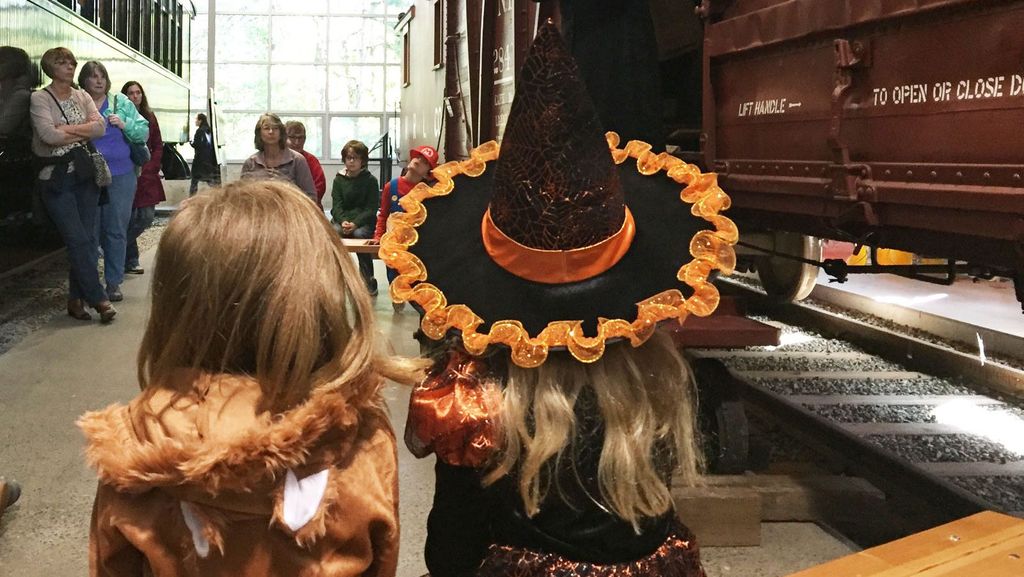 Halloween Train