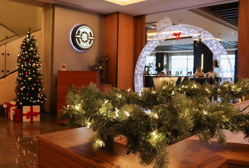 Christmas Day Dinner at Hyatt Regency Lake Washington