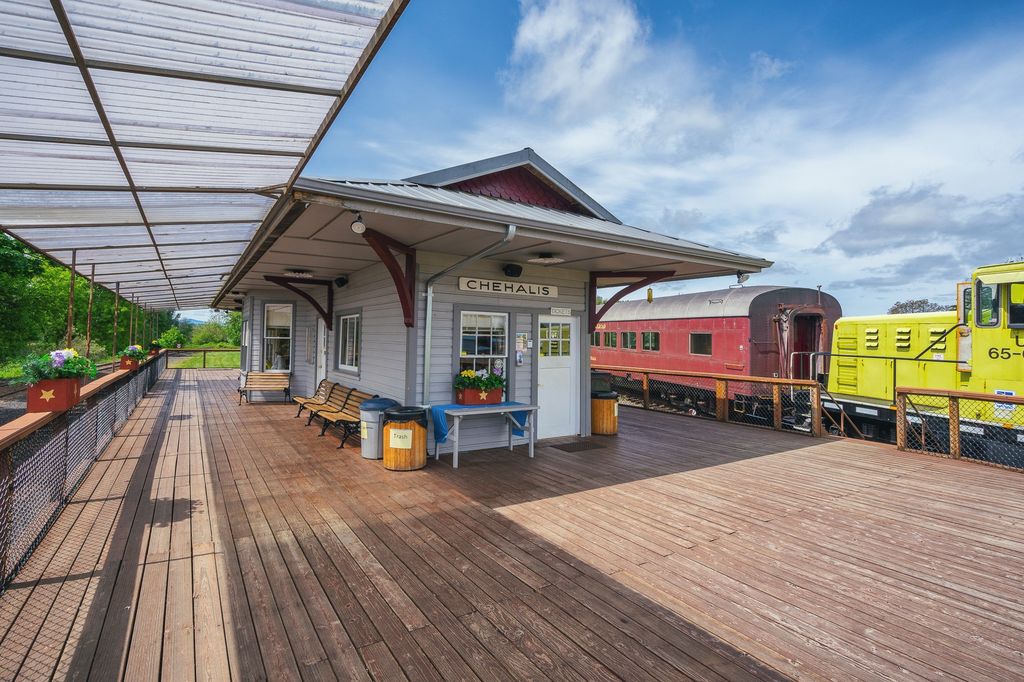 Chehalis-Centralia Railroad Train Ride