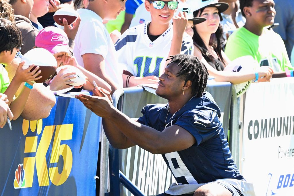 Seahawks Training Camp Kids Day