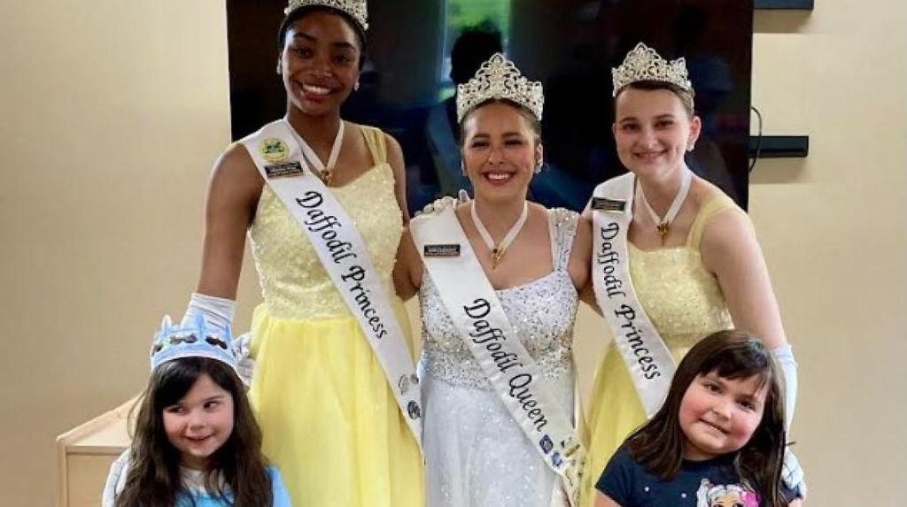 Read with Daffodil Princesses at Pierce County Libraries