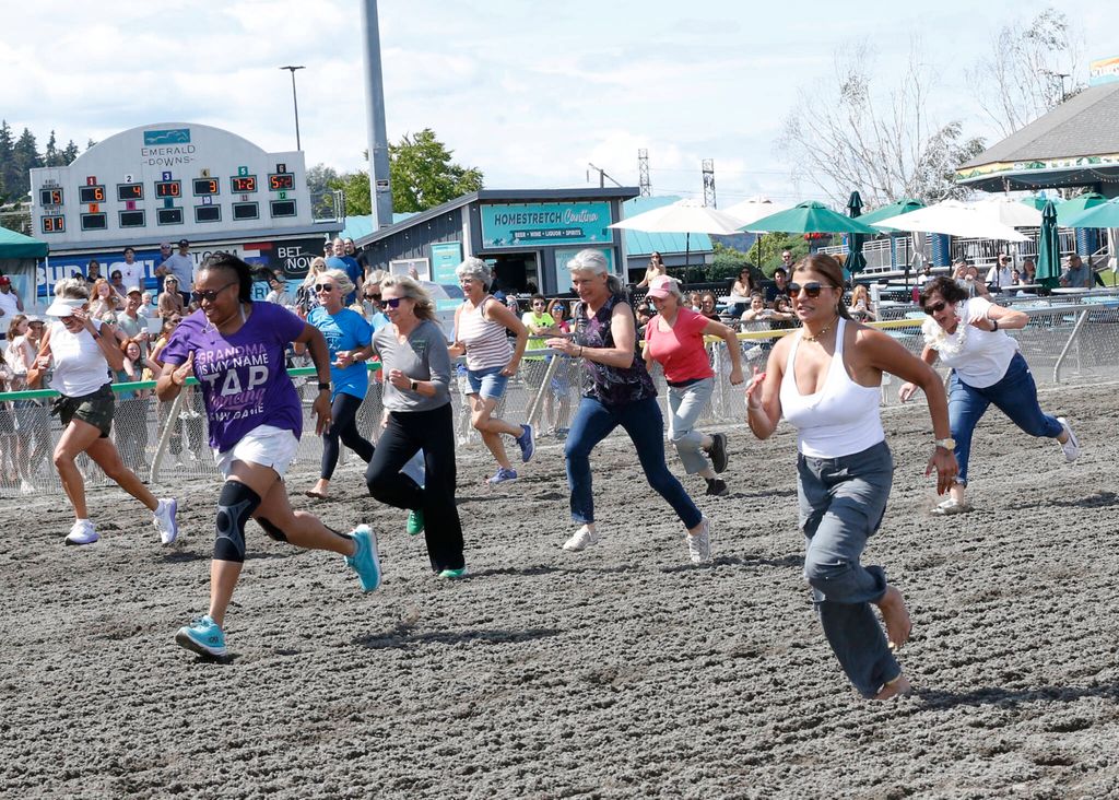 Grandparents Race at Emerald Downs