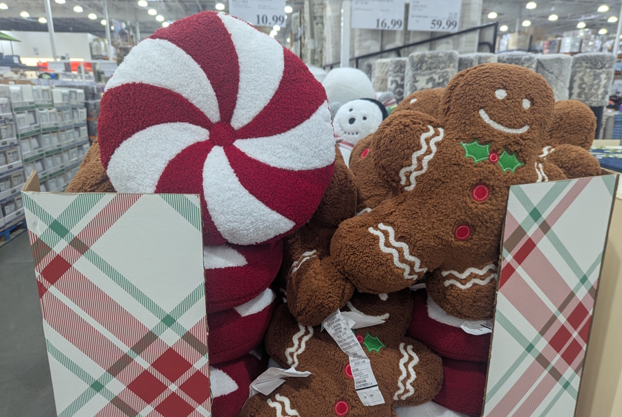 holiday pillows
