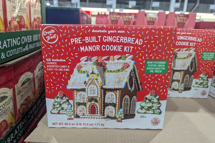 gingerbread manor