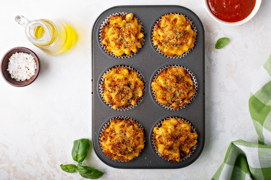 Easy mac and cheese baked bites