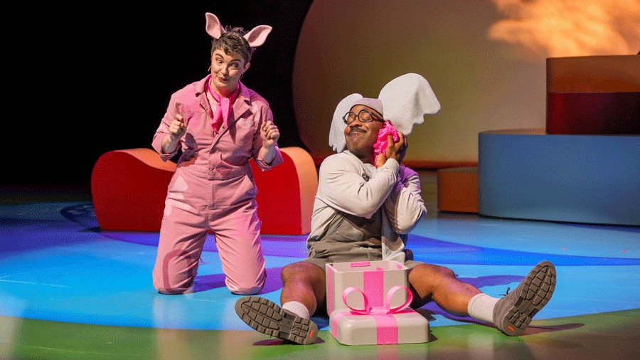 Piggie and Elephant love the hats they bought each other