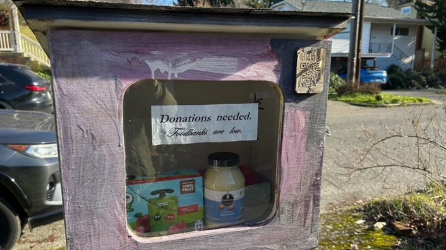 a little free pantry
