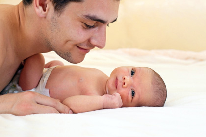 Male nesting for expecting fathers