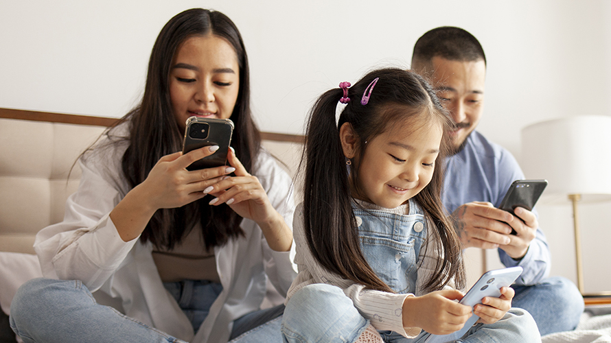 The Family Tech Reset: Hope and Help for Rebuilding Connection