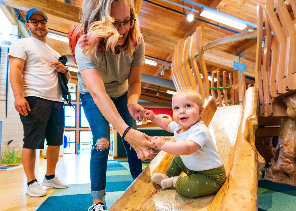 Celebrate Mom at Hands On