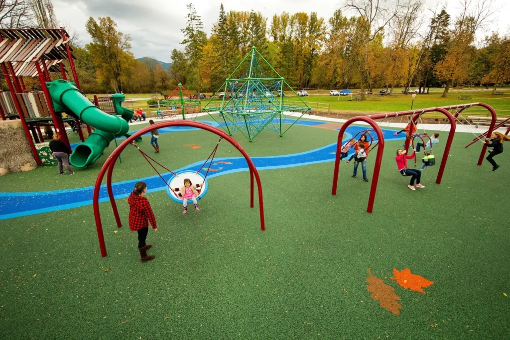 Teddy Bear Hike at Lake Sammamish Park