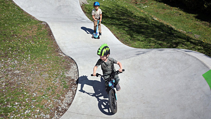 Kids biking on Wards Lake Park Pump Track